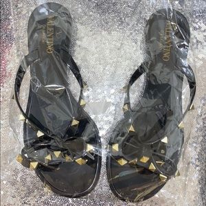 High quality Valentino sandals